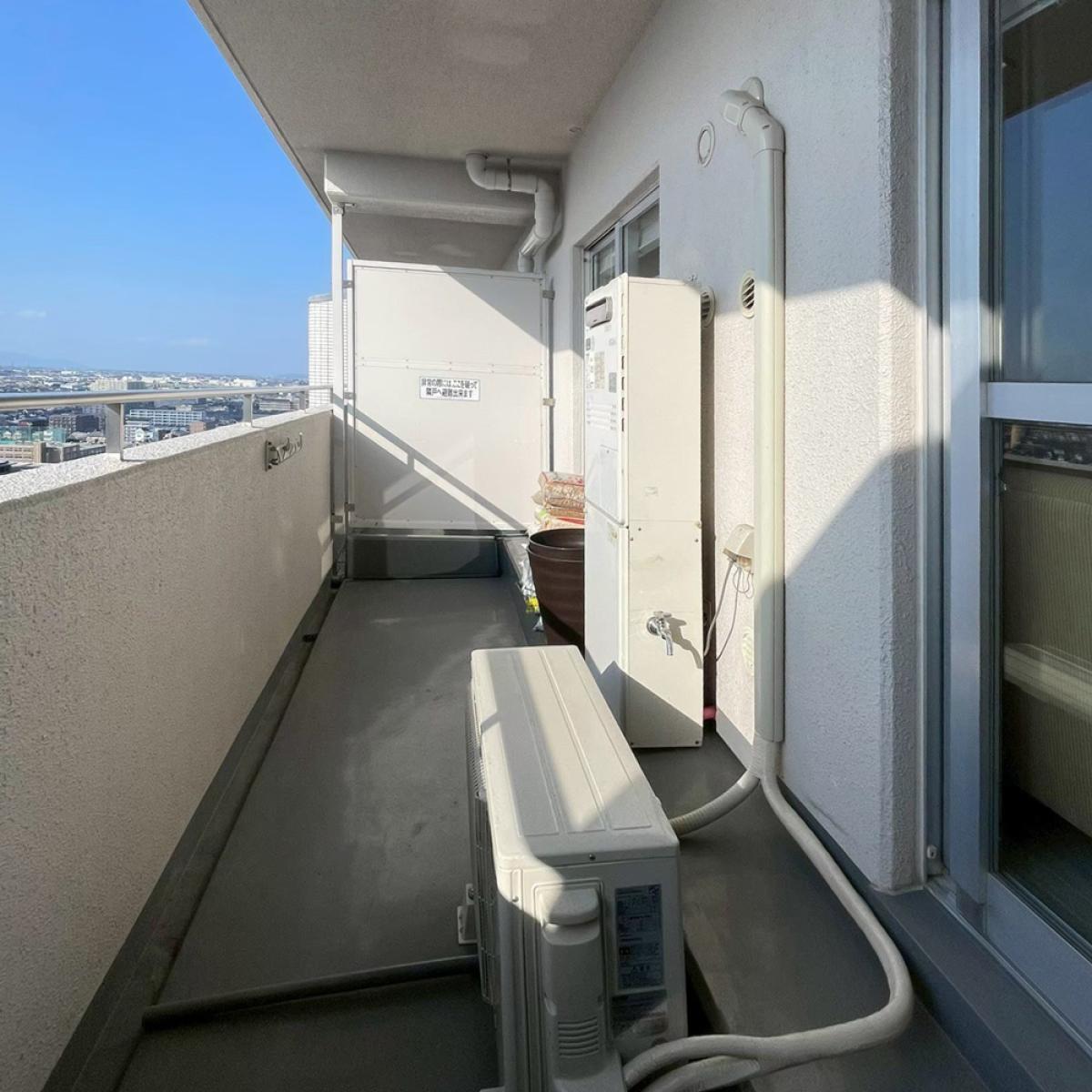 マンションのバルコニーの写真