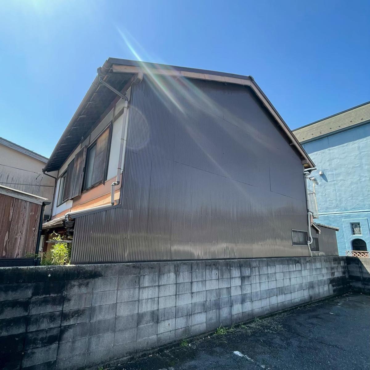 屋根リフォーム｜今ある屋根を活かして、ガルバリウム鋼板の屋根へ